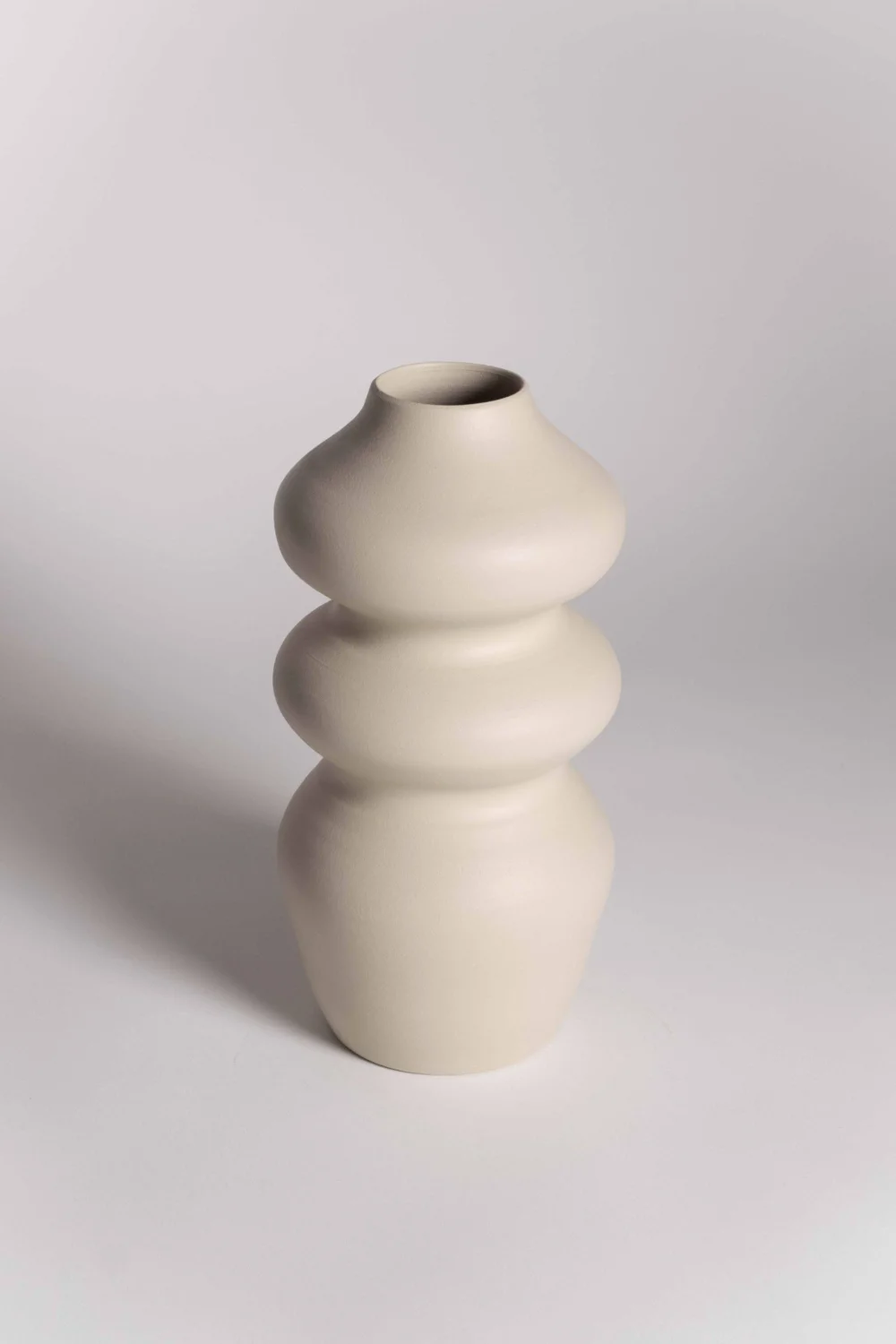 FLOW Fließende Dekorative Vase handmade white