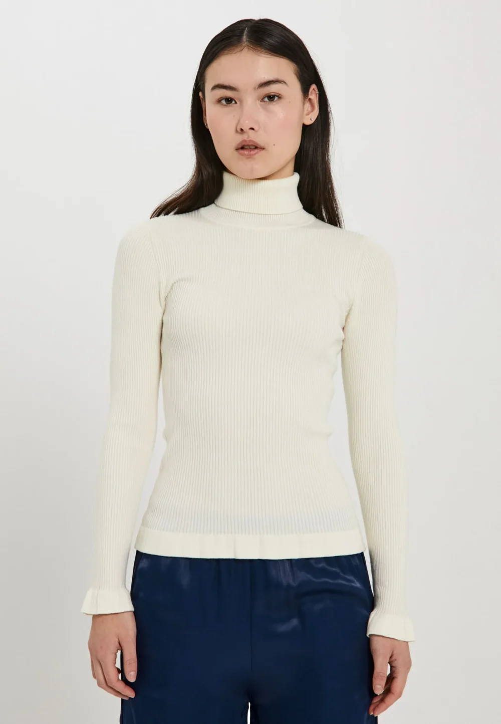 Sherry frill knit top in off white