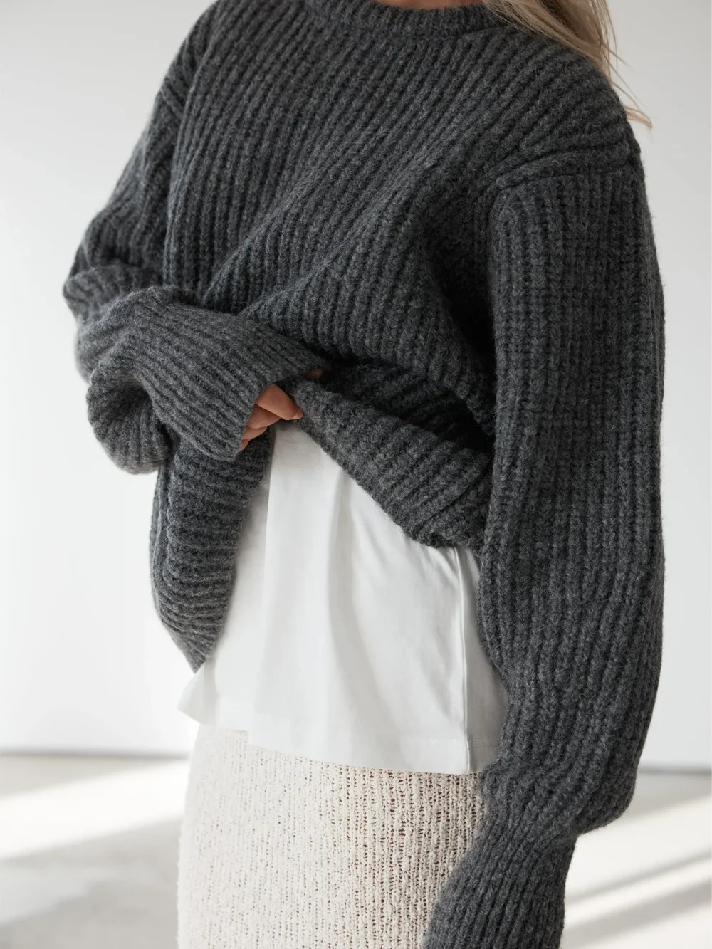 Ida knit sweater in anthra mel