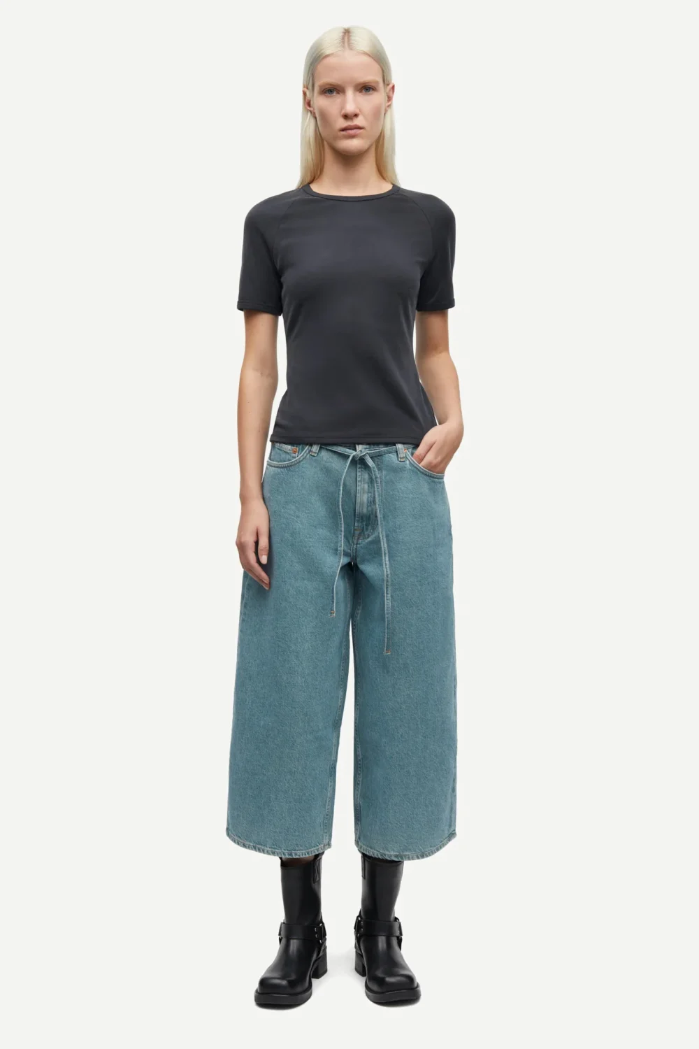 Sasus short sleeved t-shirt in black