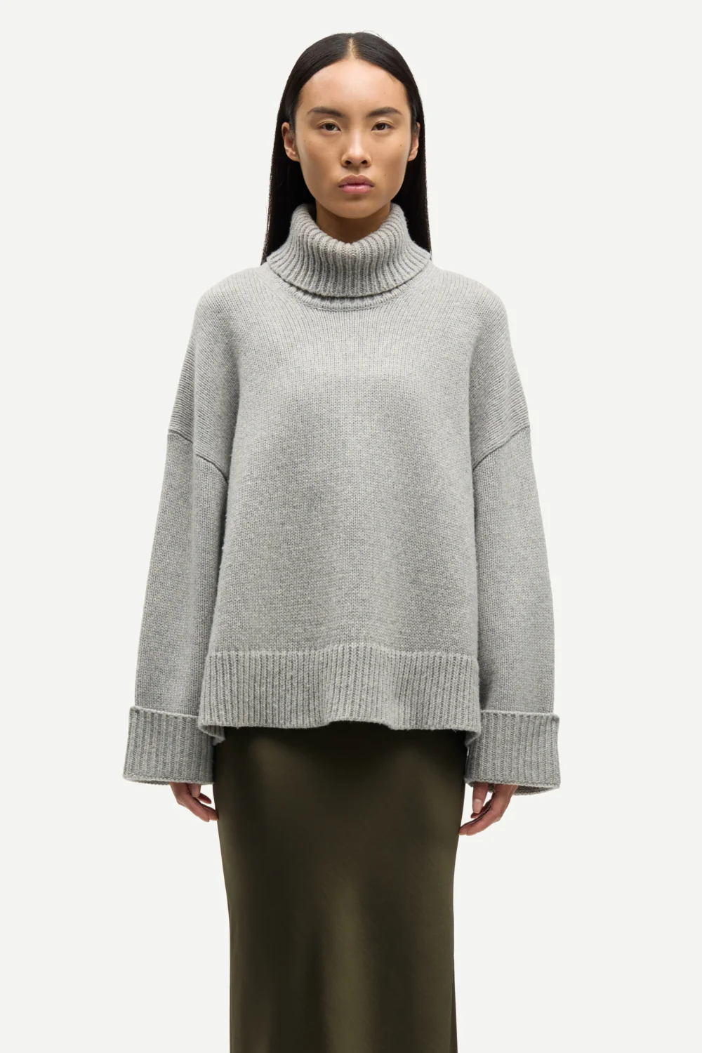 Sakeiku turtleneck sweater in grey melange