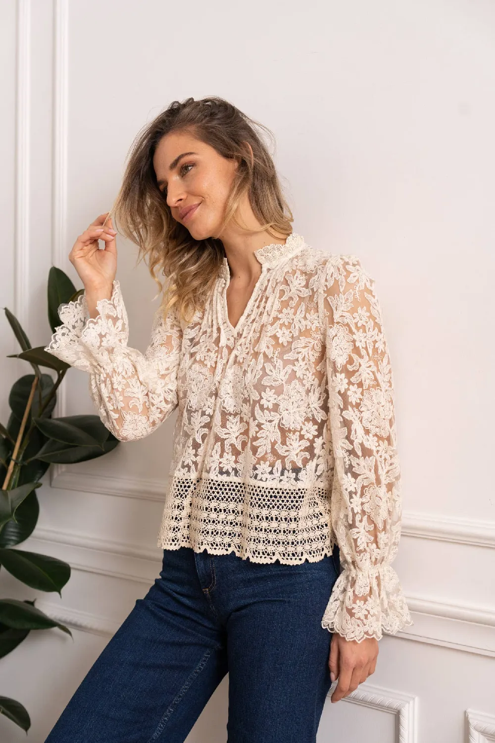 Tilda lace shirt in ecru