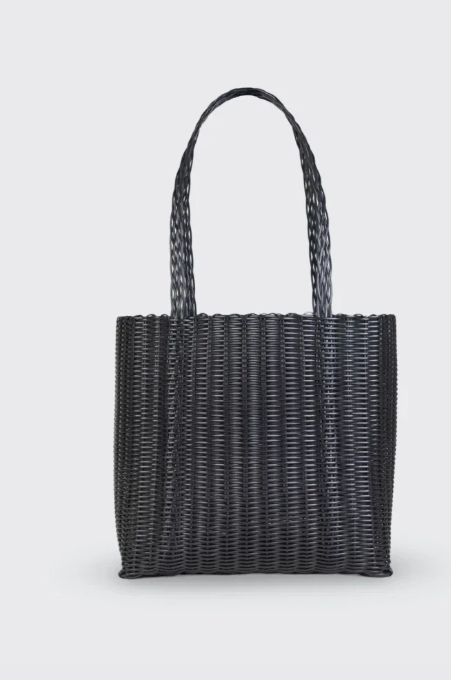 Basket medium in liquorice by rayas collective