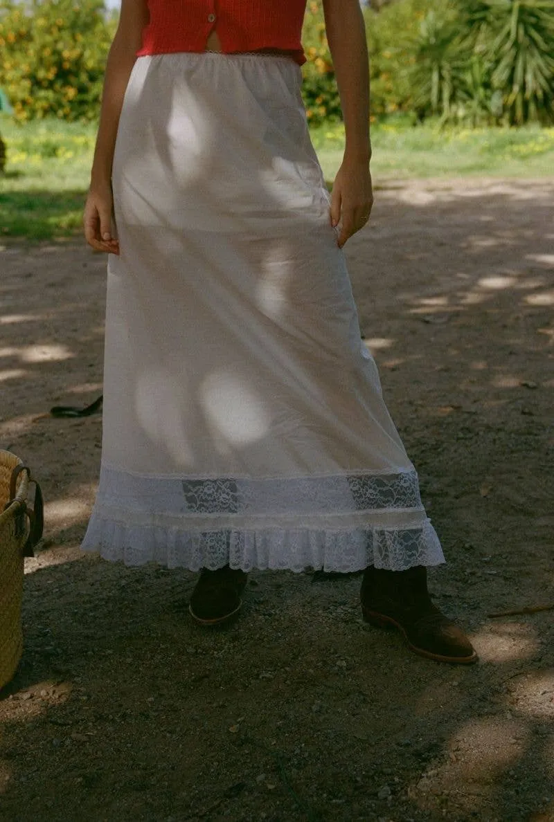 Cotton Lace Maxi Skirt in white