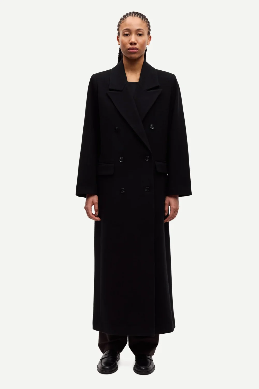 Sajill coat in black