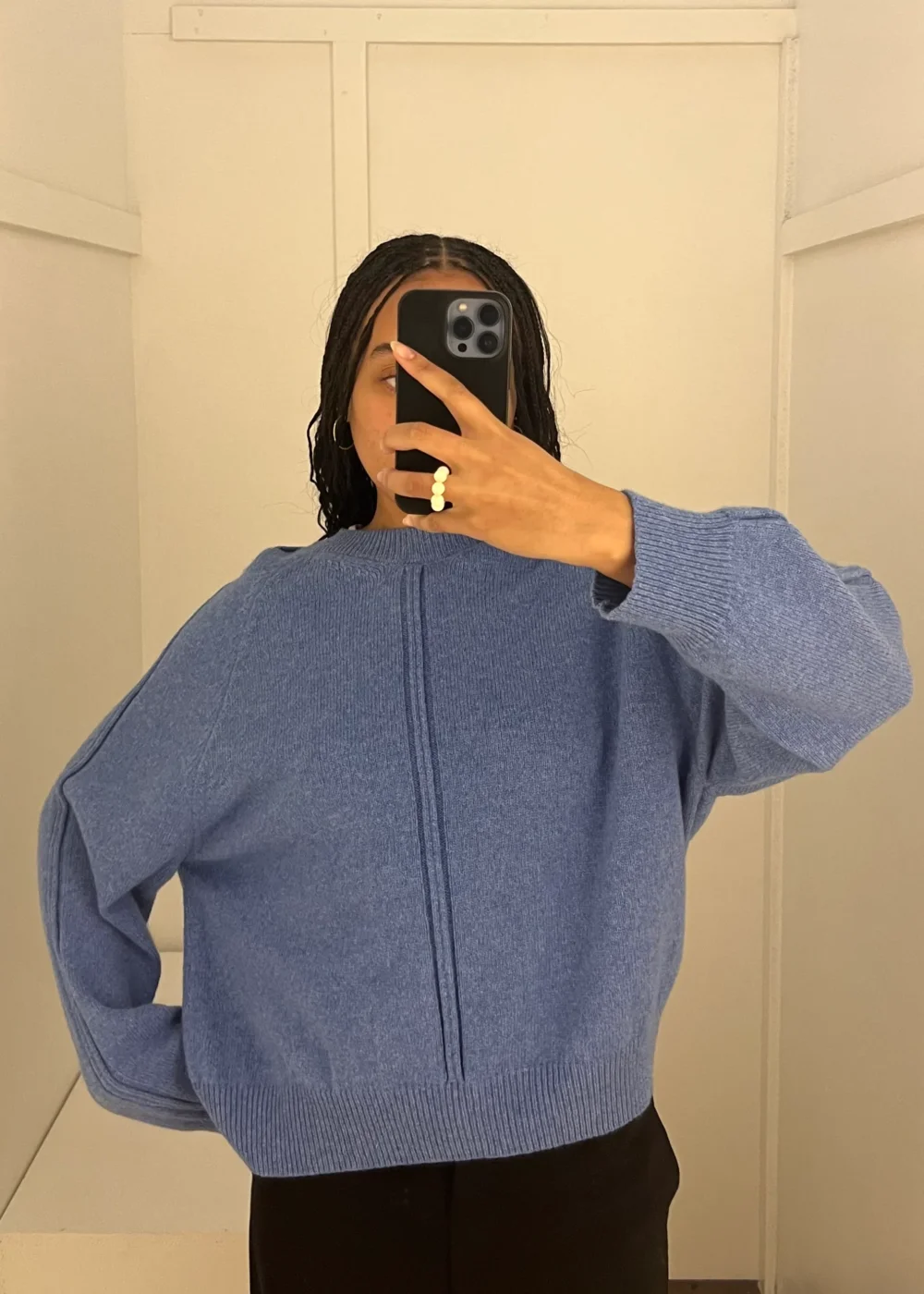 Nele cashmere knit in azzurro blue by can pep rey