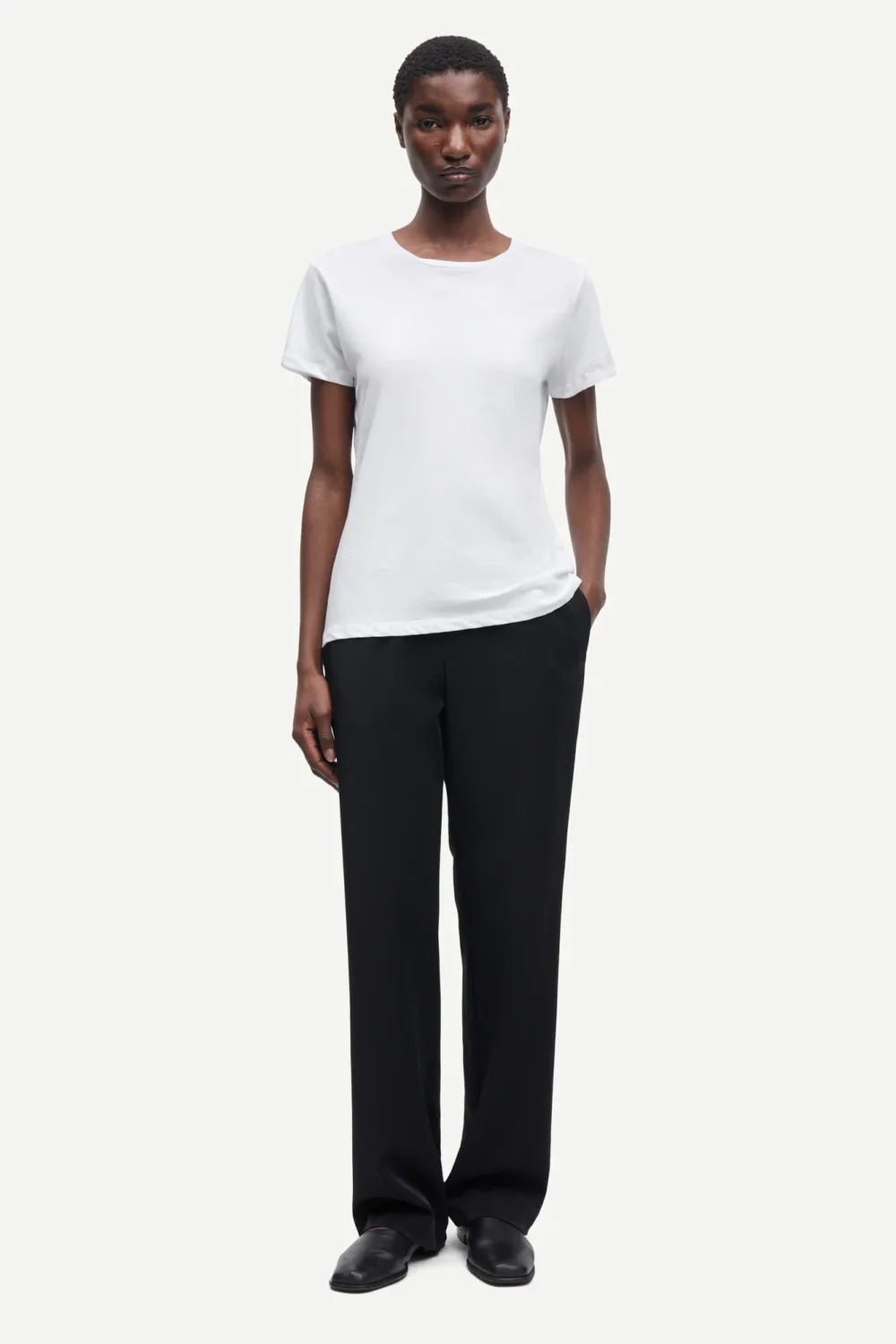 Solly tee solid in white
