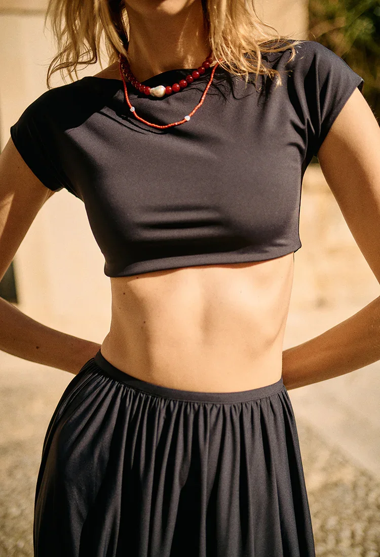 Razza Black Jersey Crop Top - 3