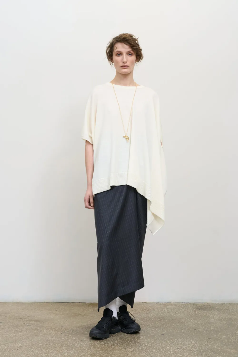 REVERSIBLE ASYMMETRIC KNIT TOP