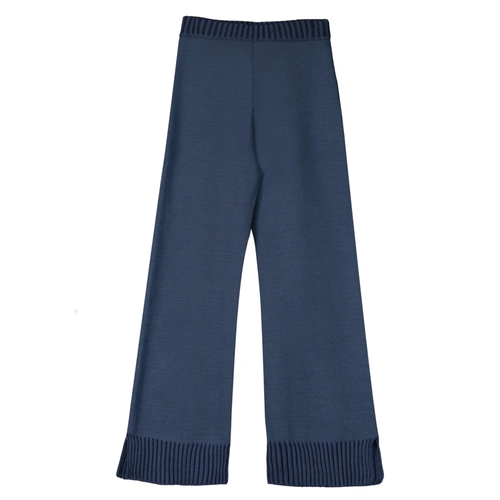 Mustang Navy Pants