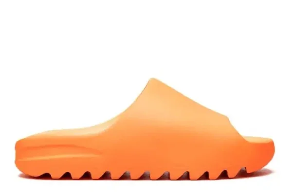 YEEZY Slide Enflame Orange