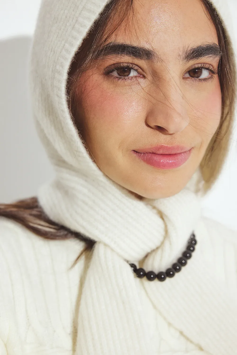 Knitted Tie Bonnet