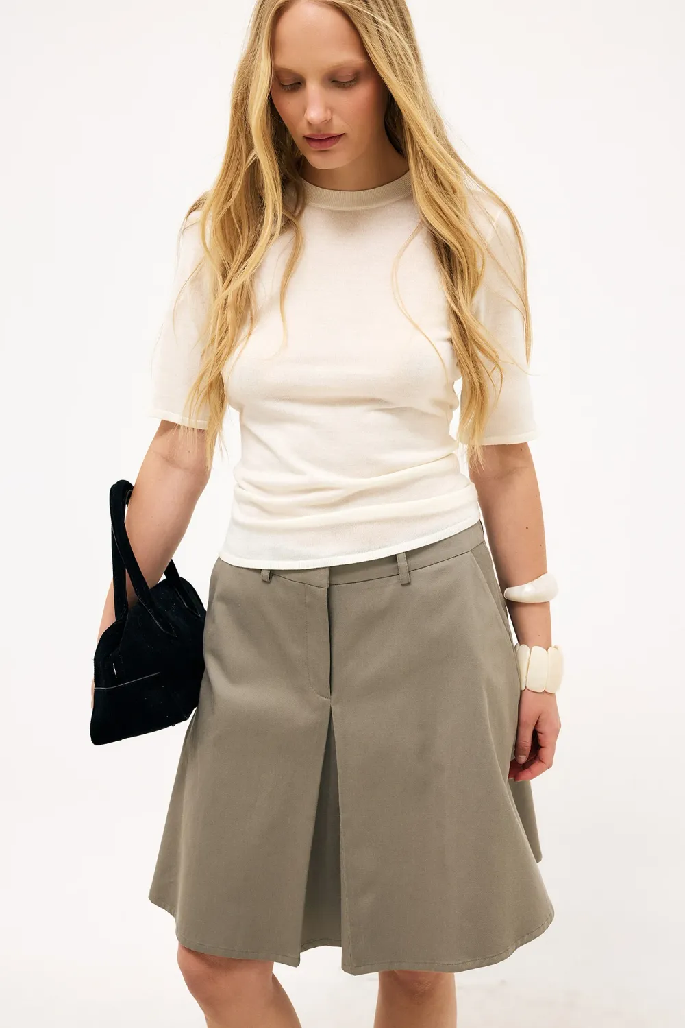 Low Waist Knee Length Skirt