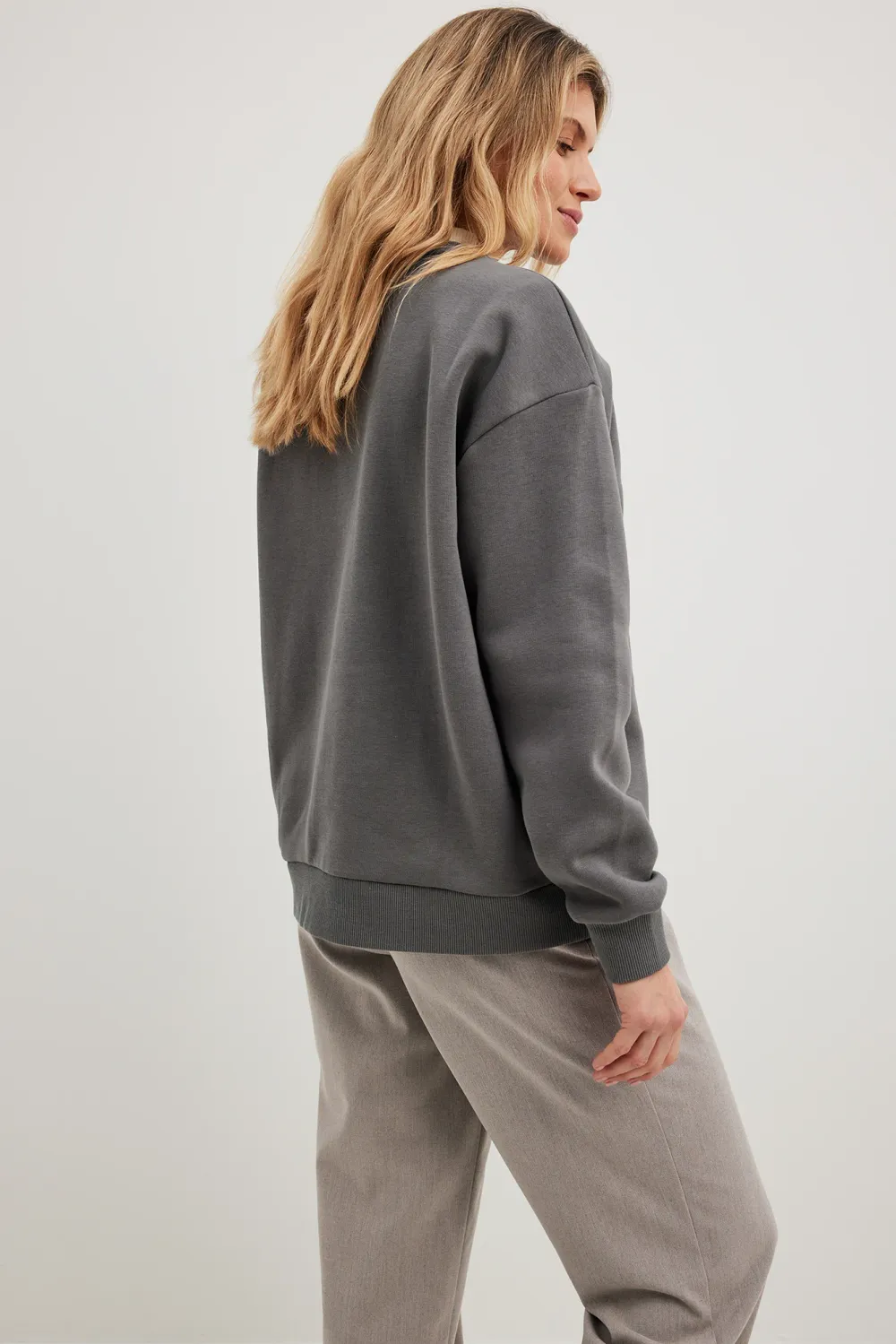 Oversized Sweatshirt - 3