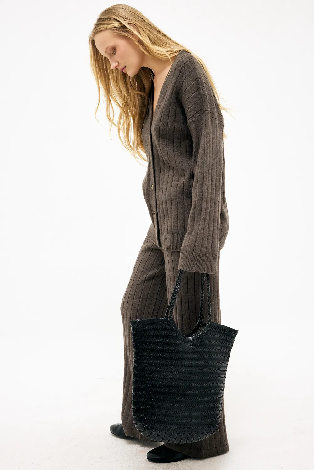 Knitted Rib V-Neck Cardigan - 3