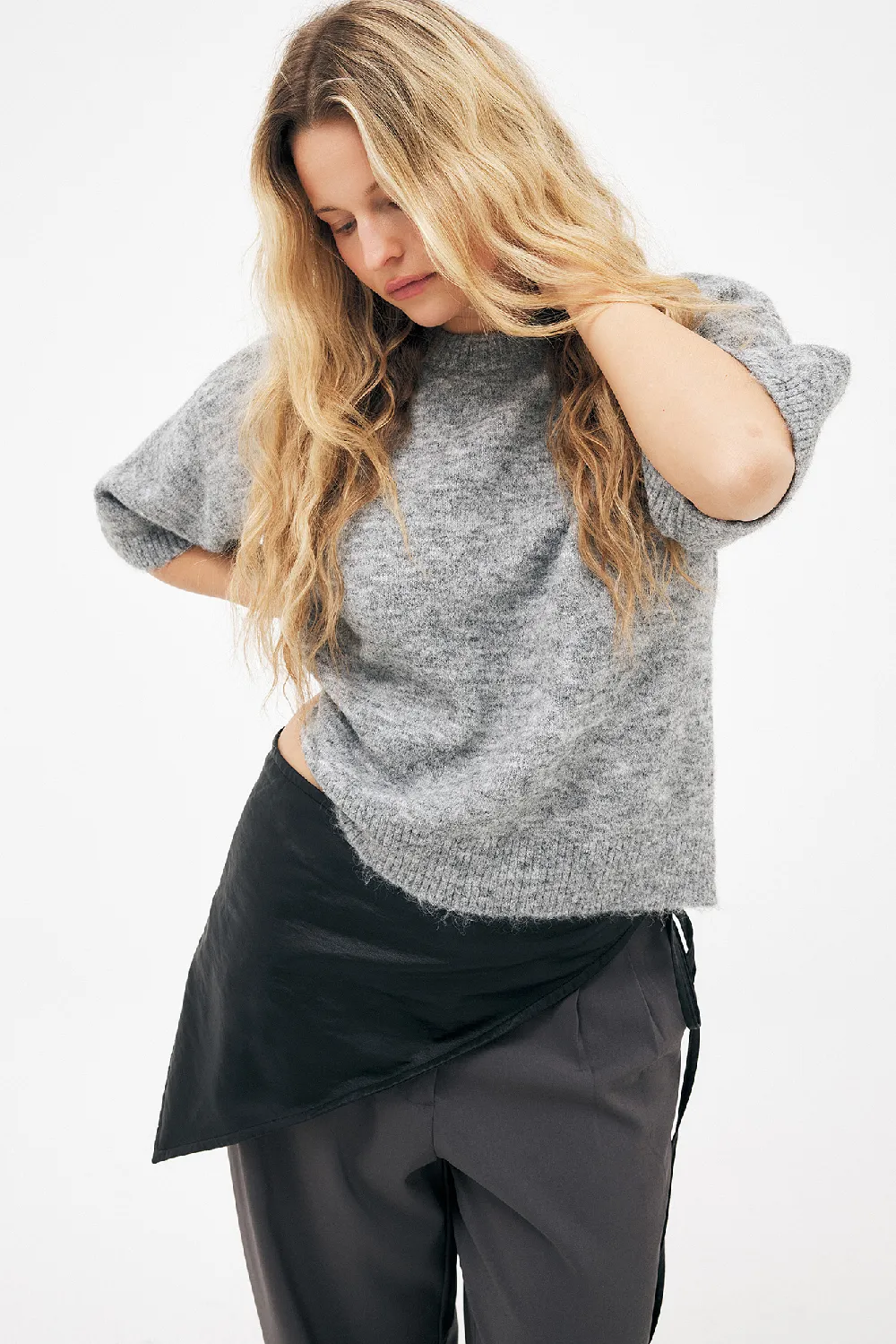 Knitted Short Sleeve Sweater