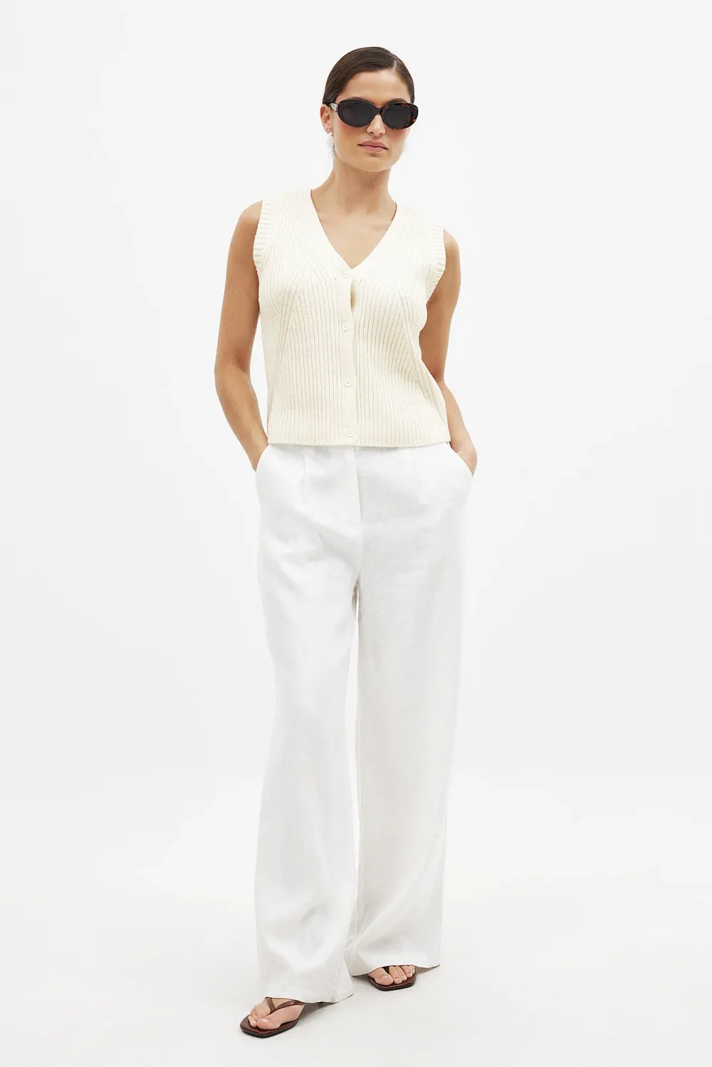 Knitted Sleeveless Top - 3
