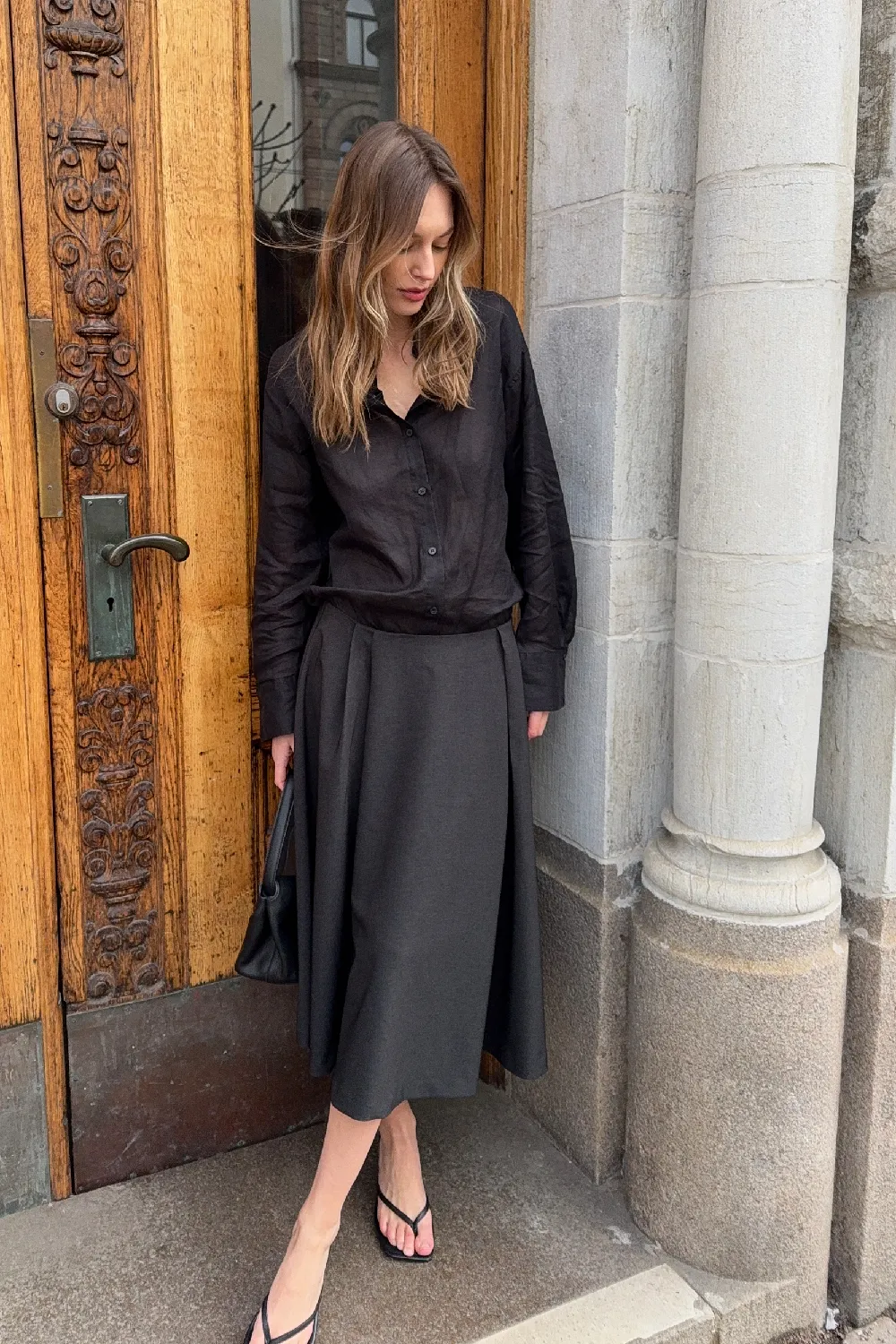 Volume Tailored Midi Skirt