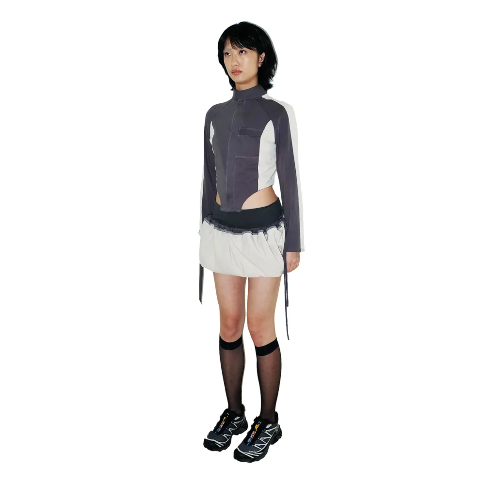 Plug Transformable Balloon Skirt — Charcoal/Cream