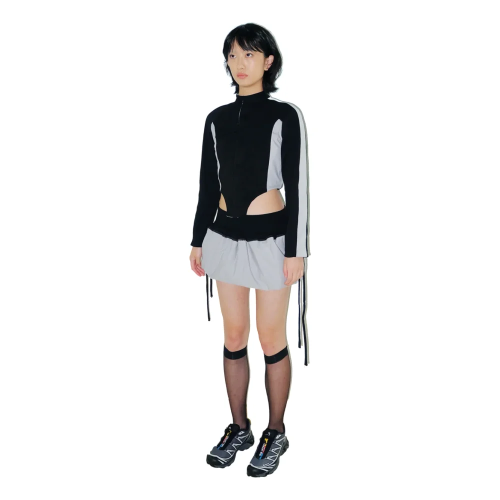 Plug Transformable Balloon Skirt — Black/Steele