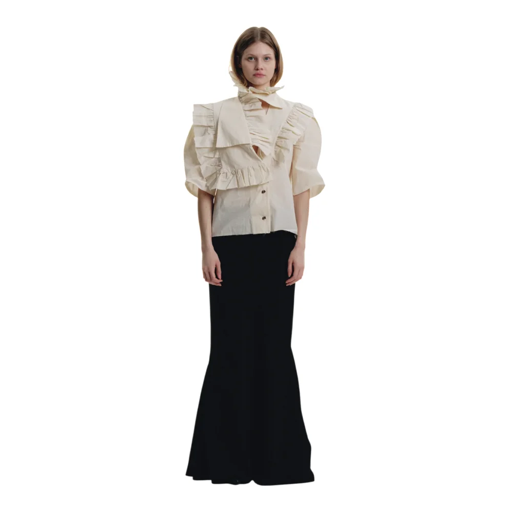 003-19 Ruffle Shirt