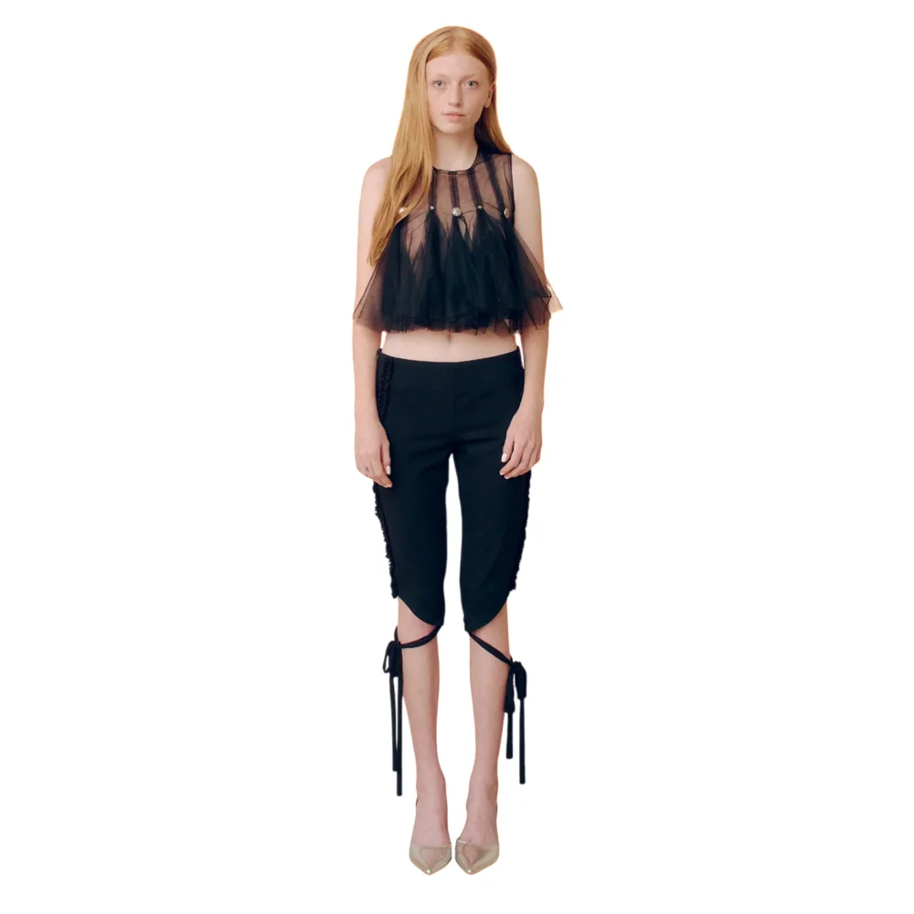 Luv Knot Capri Pants