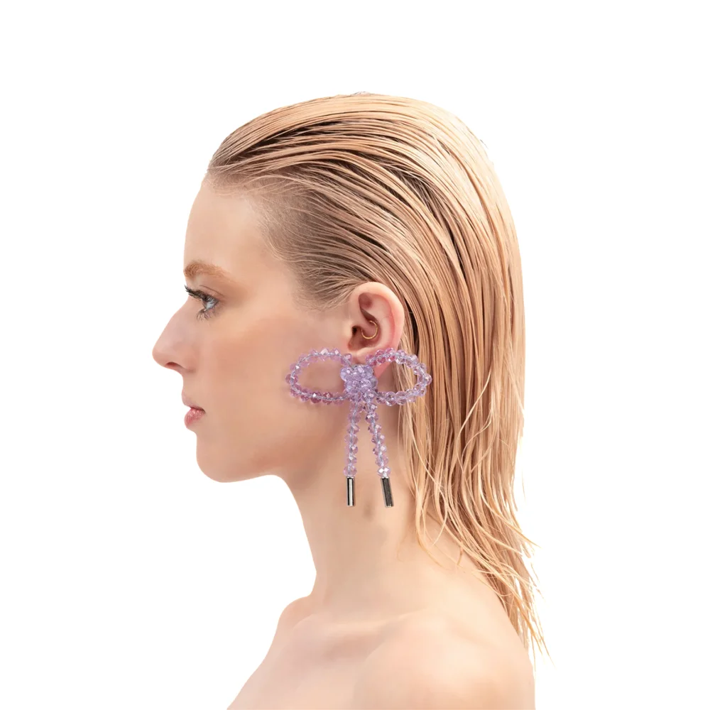 Lady Ribbon Earrings in Translucent Lilac