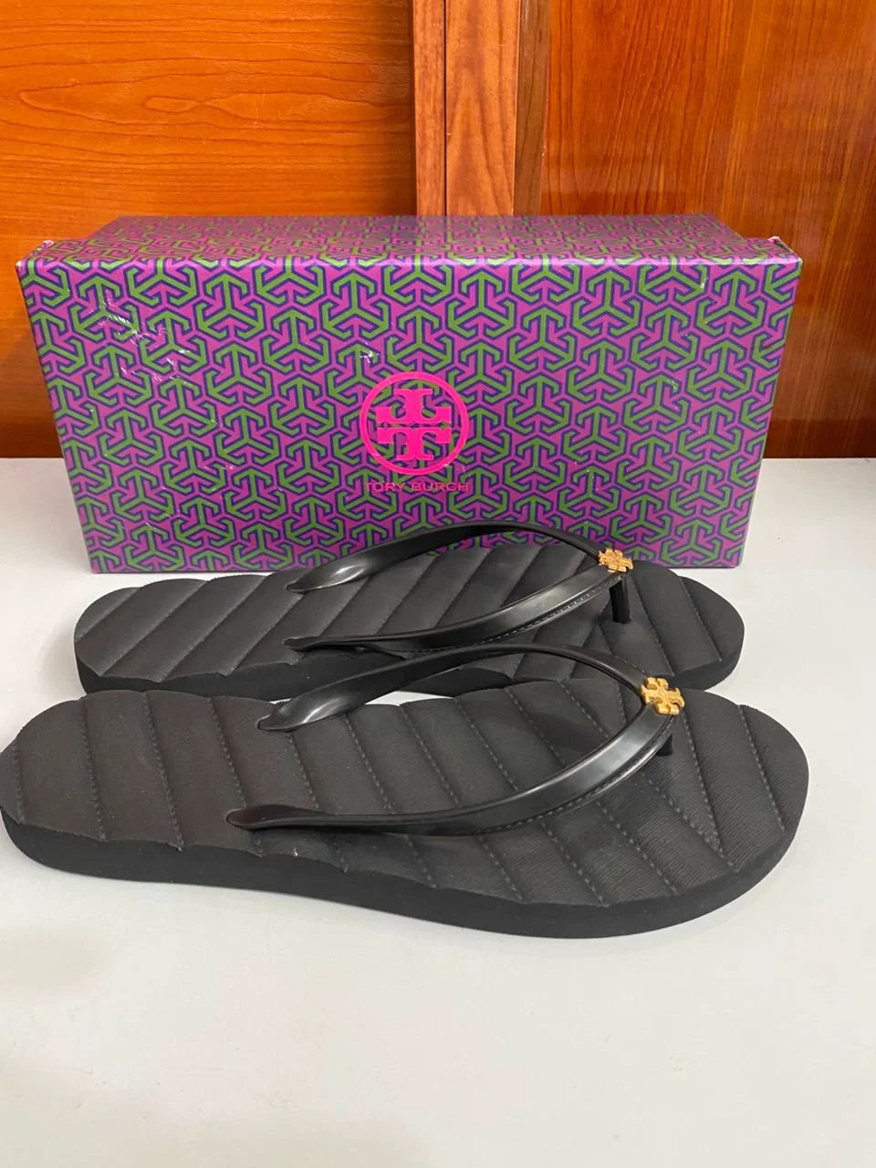 Tory Burch flipflops 10