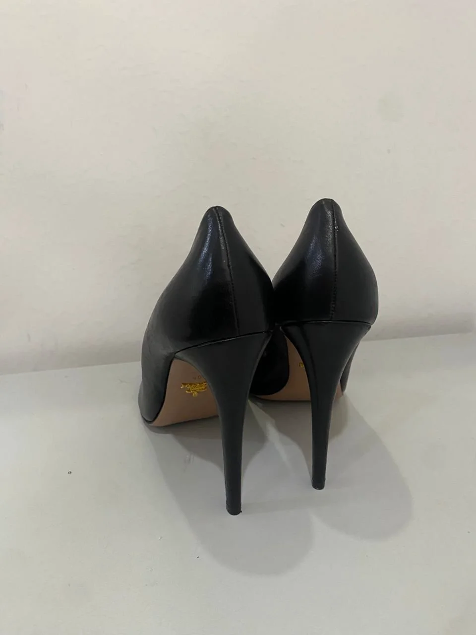 Prada pumps 40.5