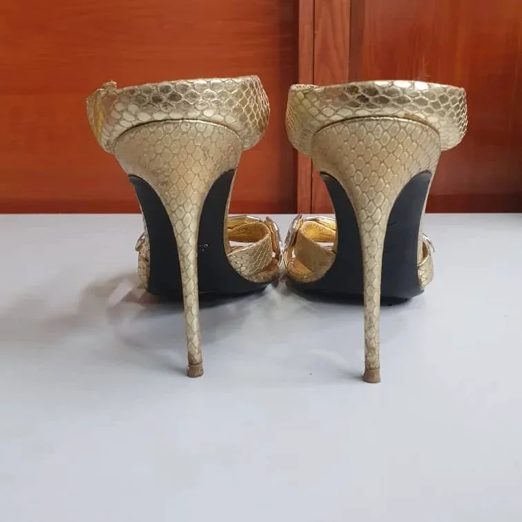 Guiseppe Zanotti mules 39