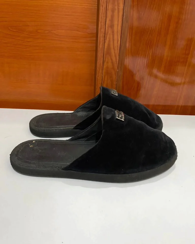 Guiseppe Zanotti mules 43