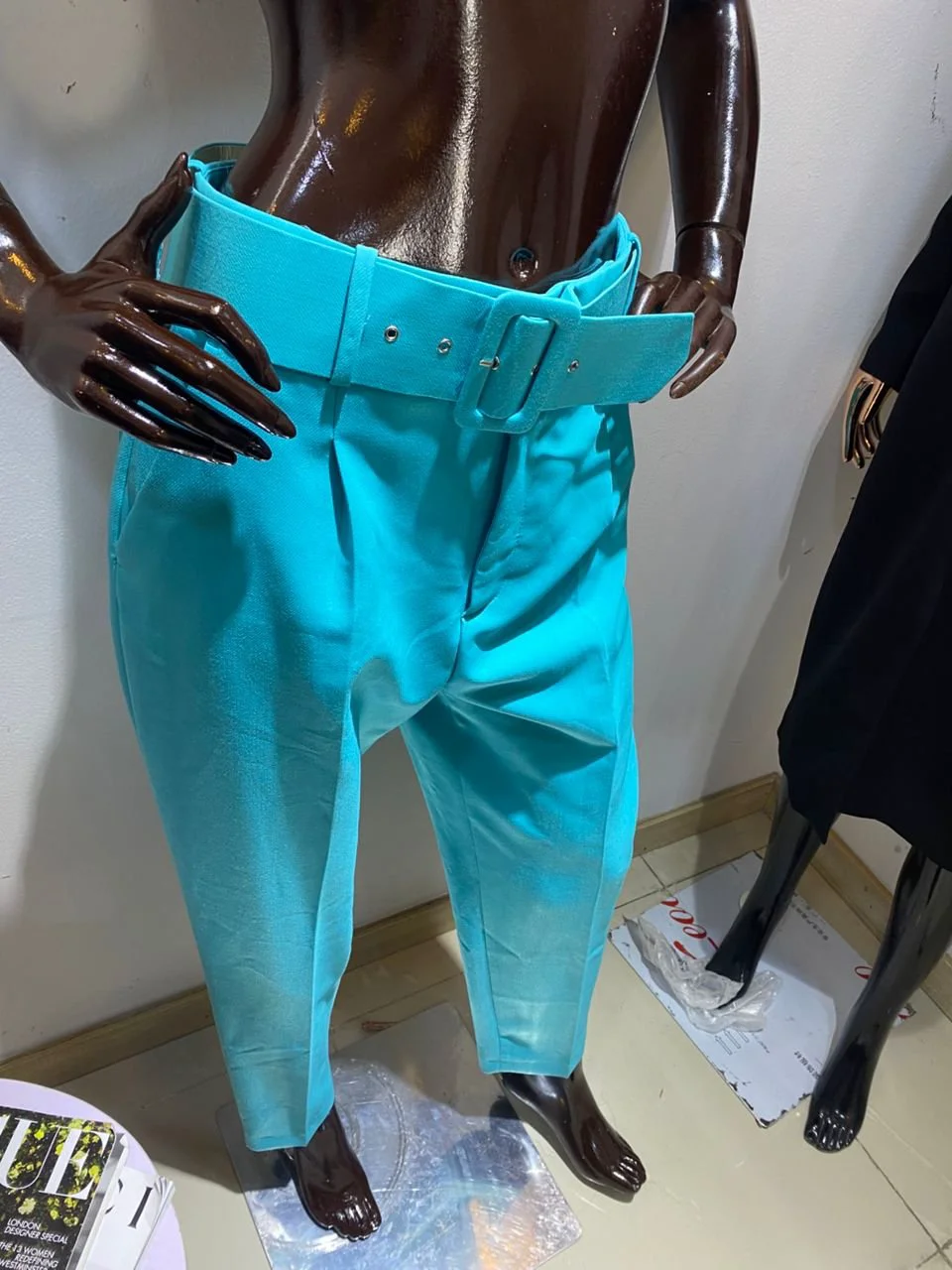 Zara pants M