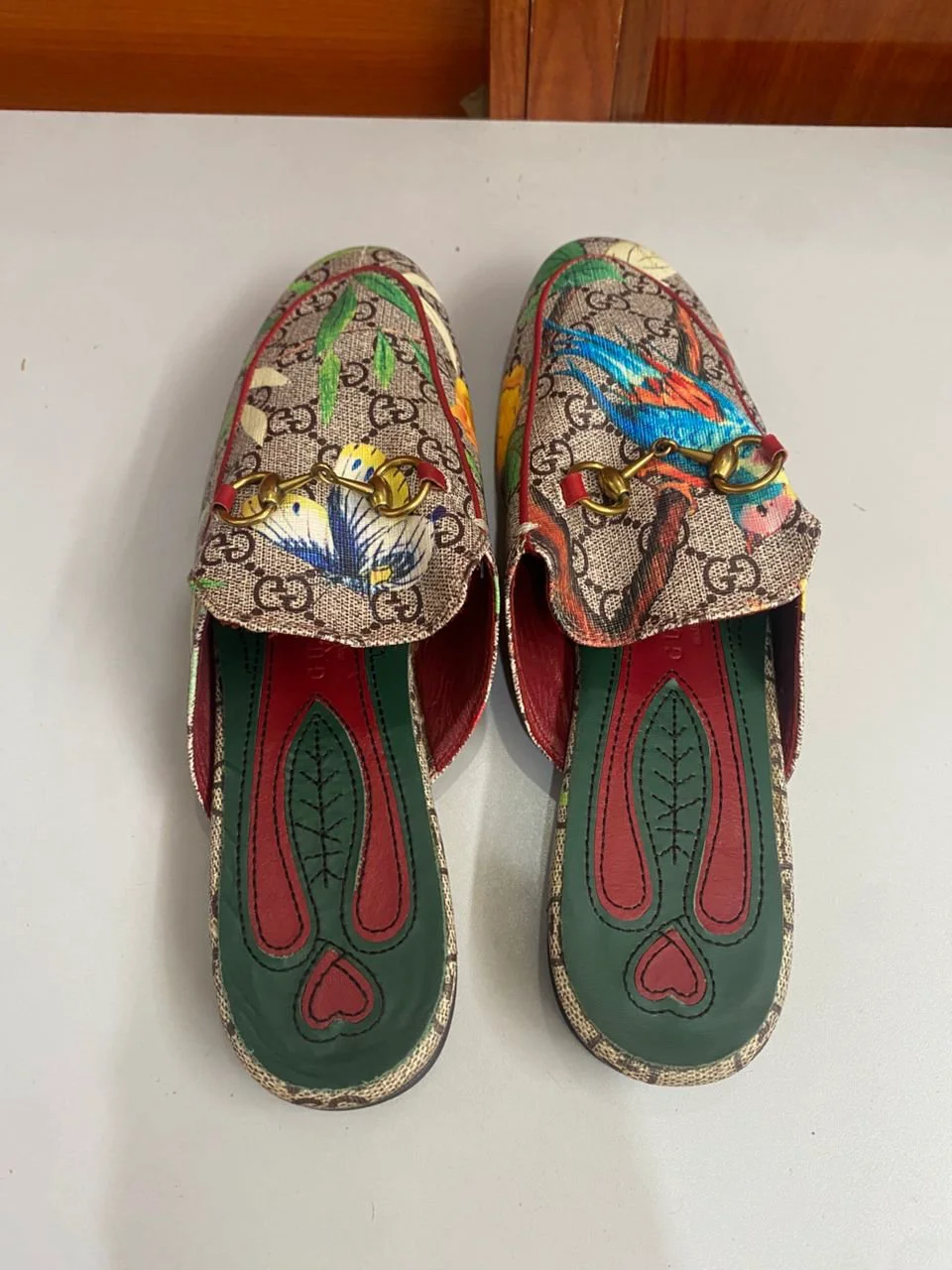 Gucci mules 40