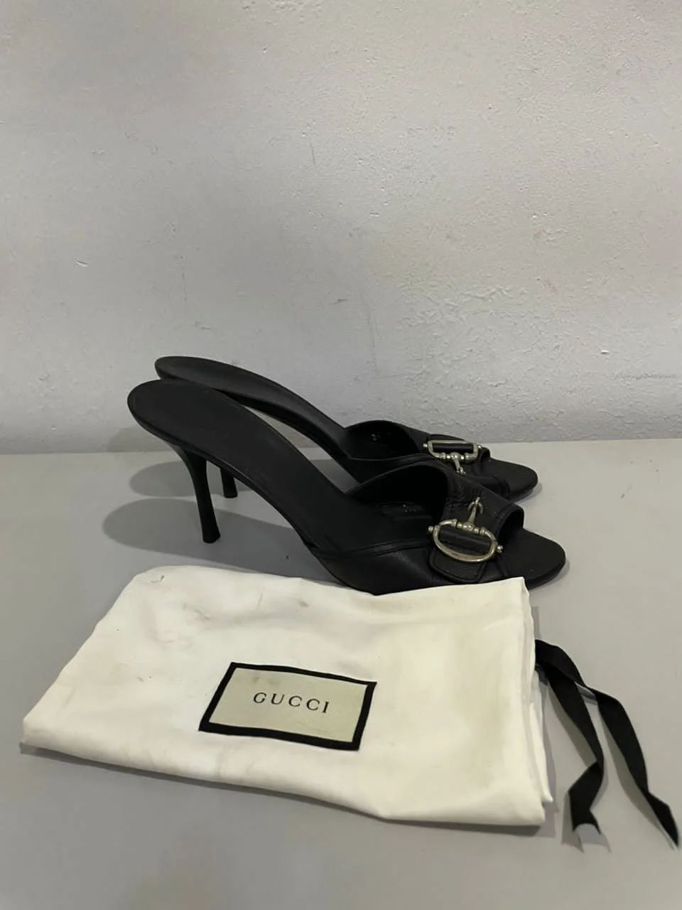Gucci mules 41