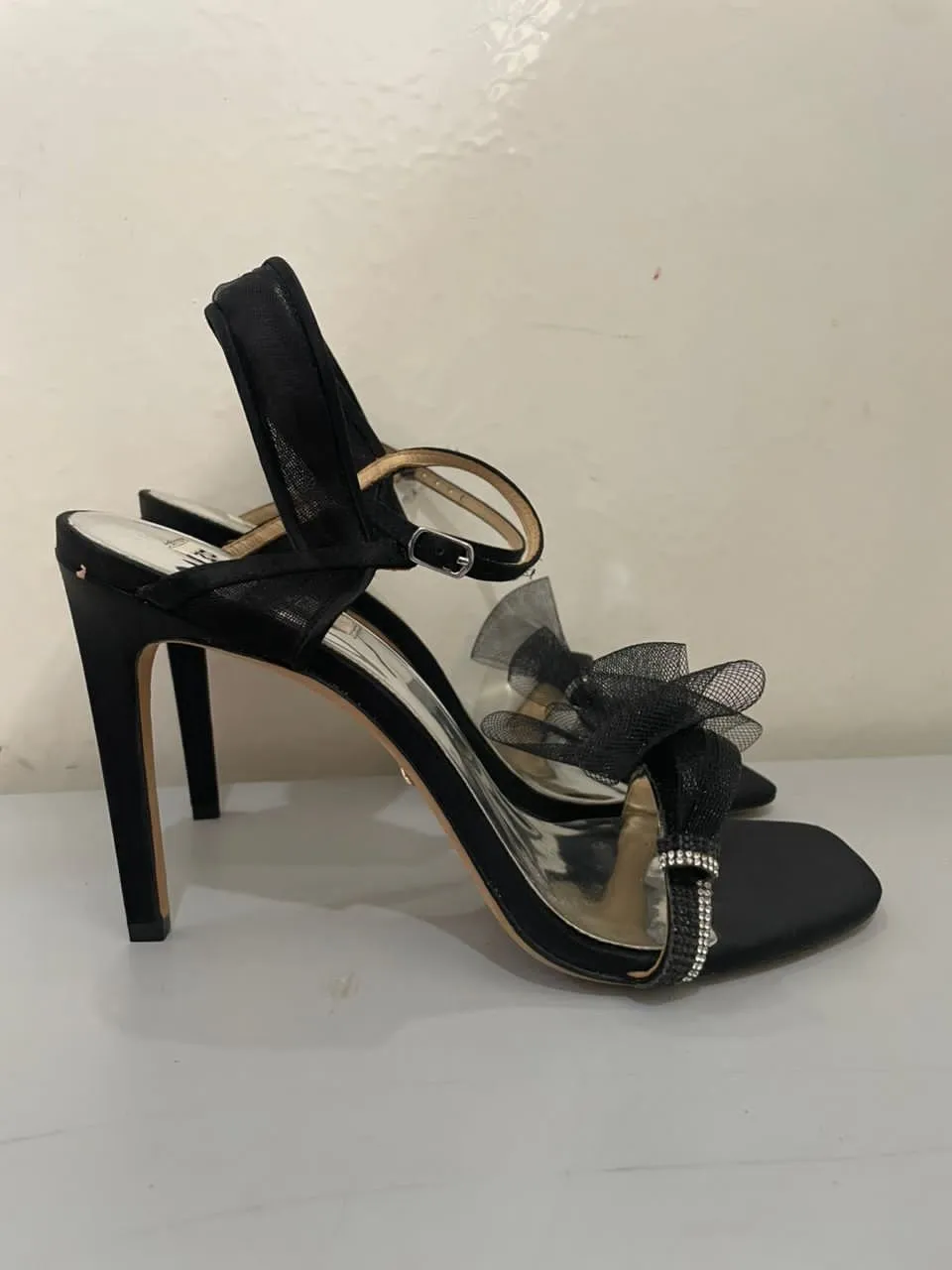 Badgley Mischka sandals 10M