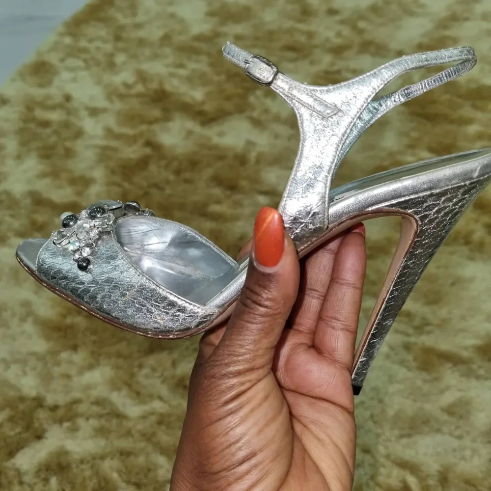 Manolo Blahnik sandals 39