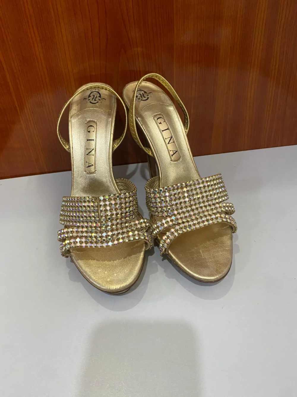 Gina sandals 39.5