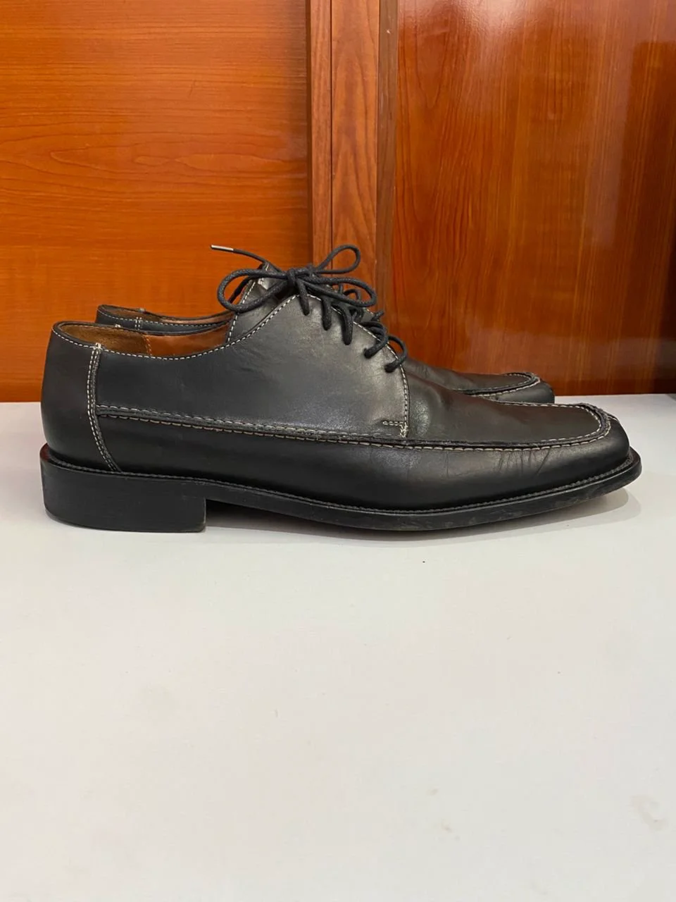 Donald J Pliner shoes 44