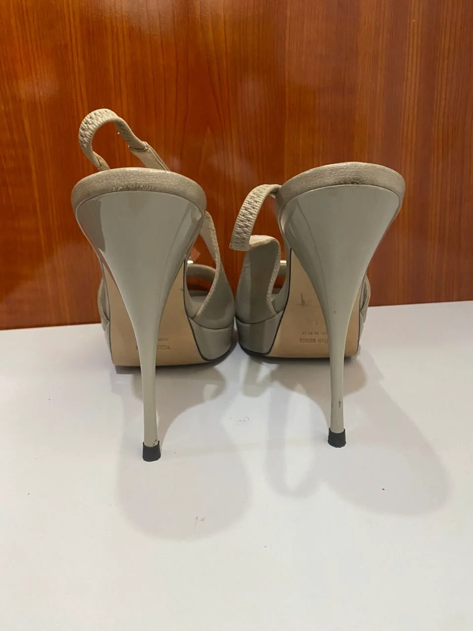 Gian Franco Ferre slingback pumps 41