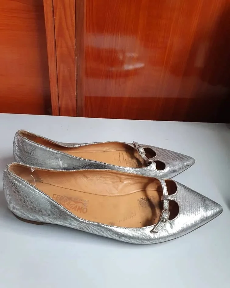 Salvatore Ferragamo flats 9.5 - 3