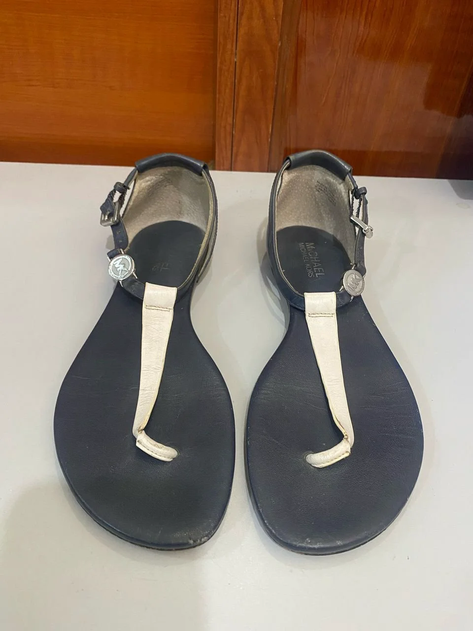 Michael Kors sandals 7.5