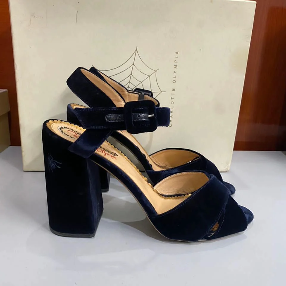 Charlotte Olympia sandals 42