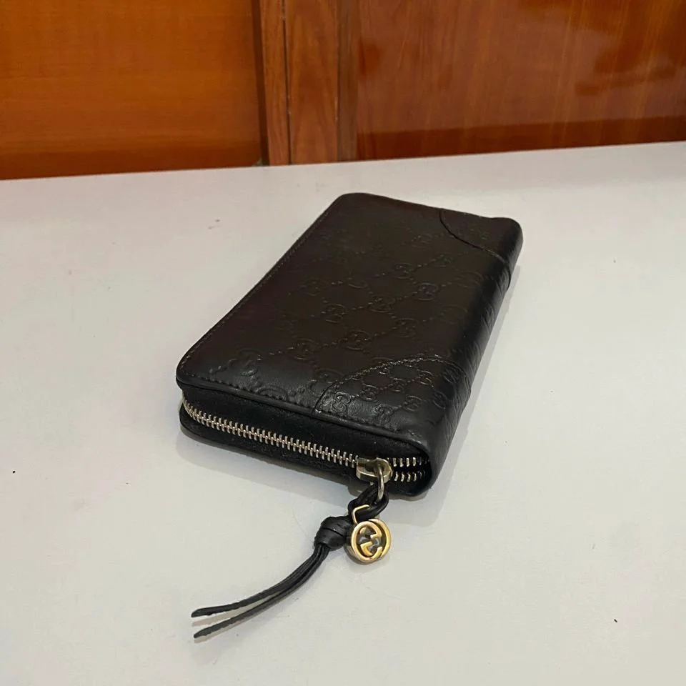 Gucci wallet