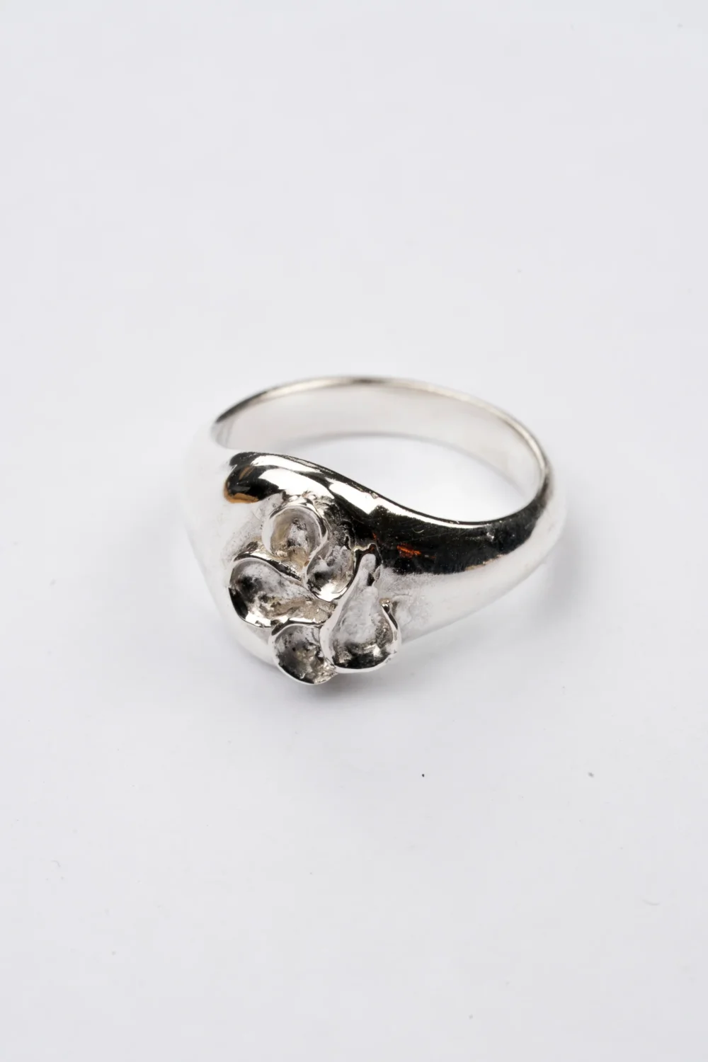 Lily Ring
