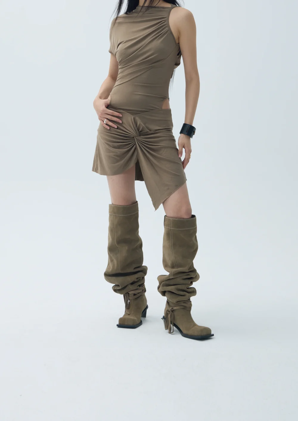 THIGH HIGH BOOTS