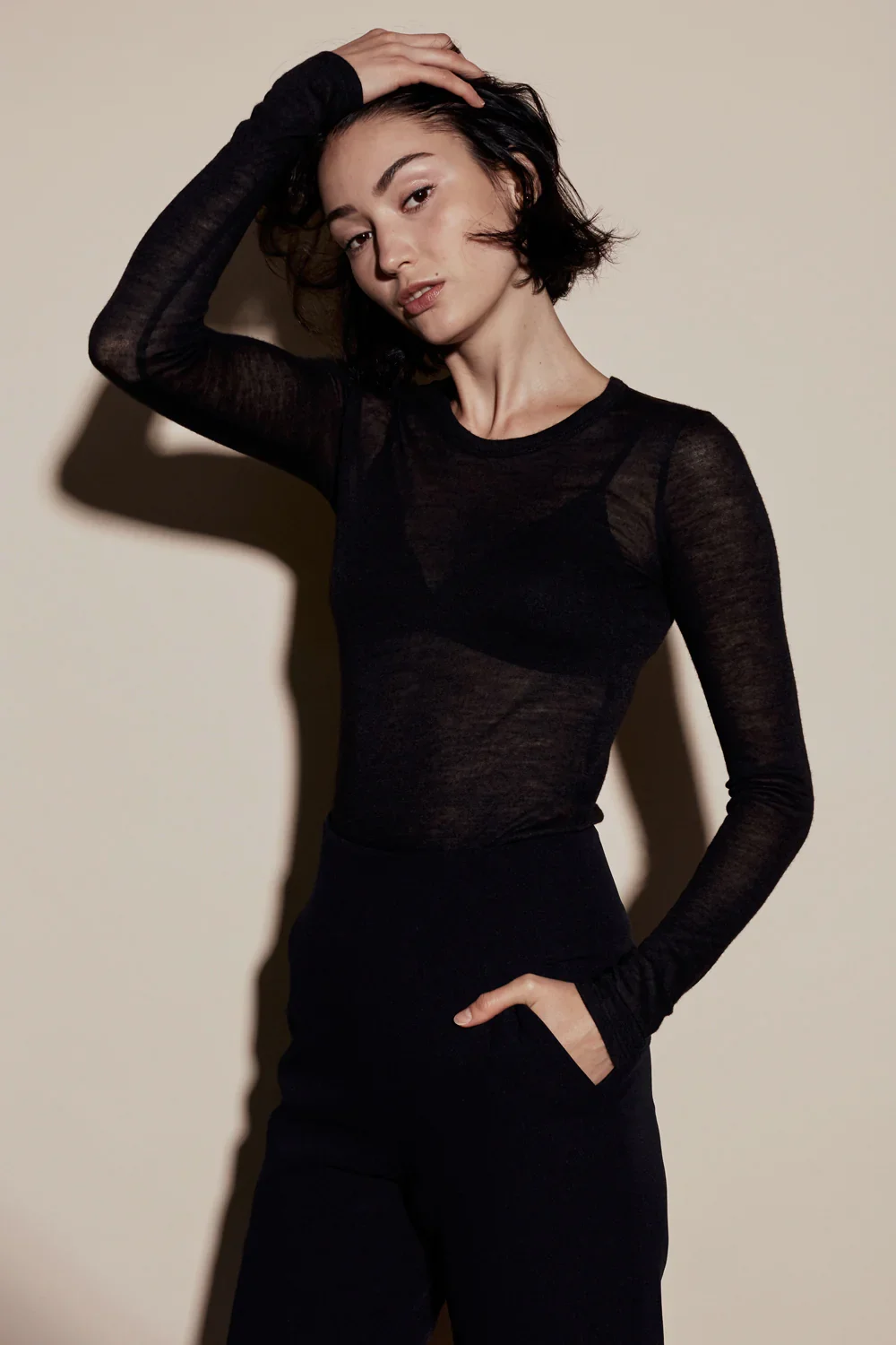 ROMY TEE / BLACK