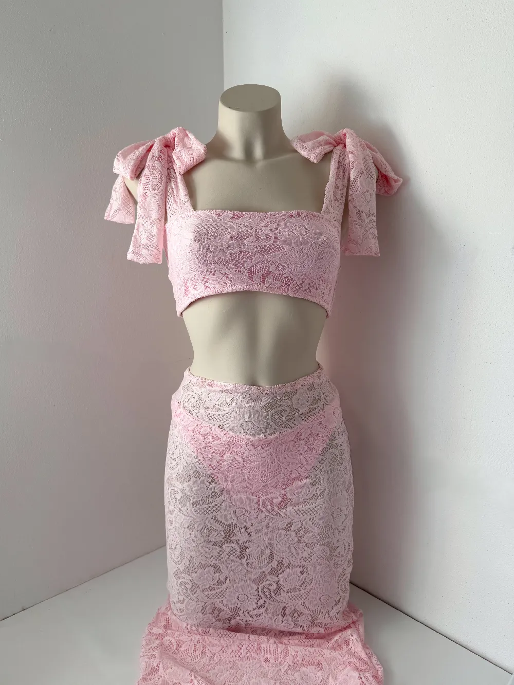 Baby Pink Lace Extra Thick Tie & Maxi Skirt Three Piece Set