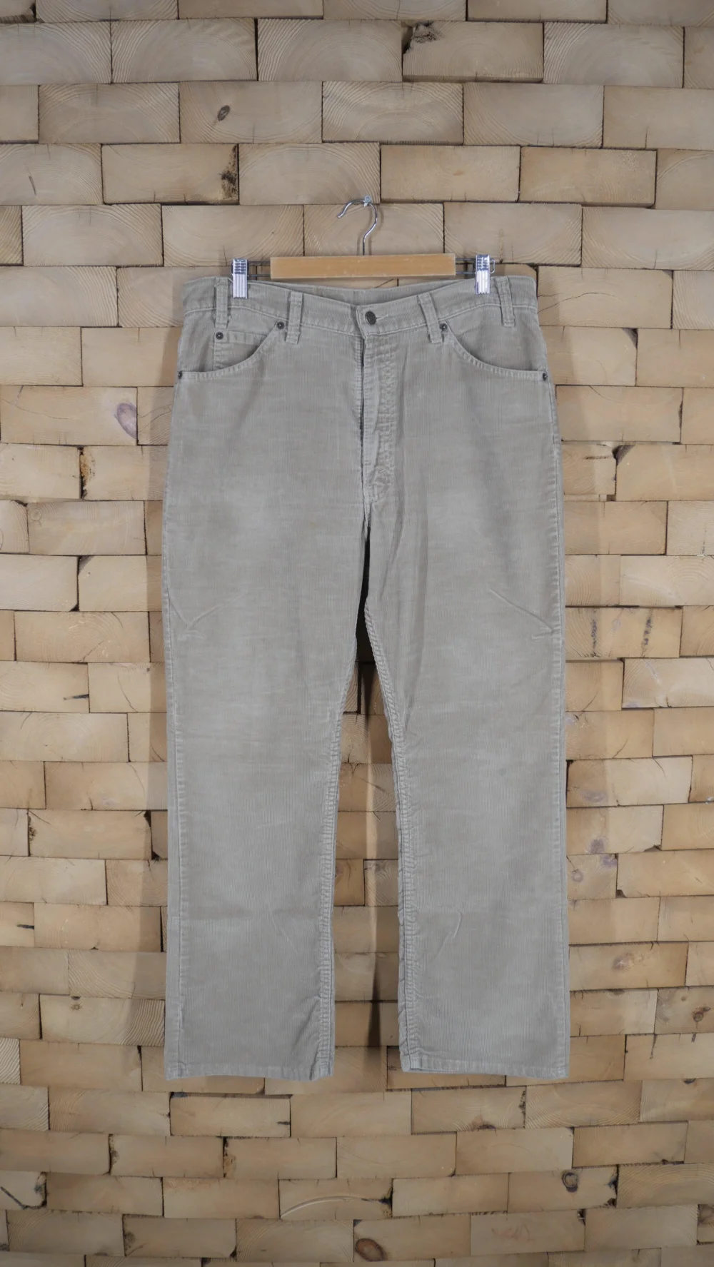 1980s Levi's Corduroy Pants | 36