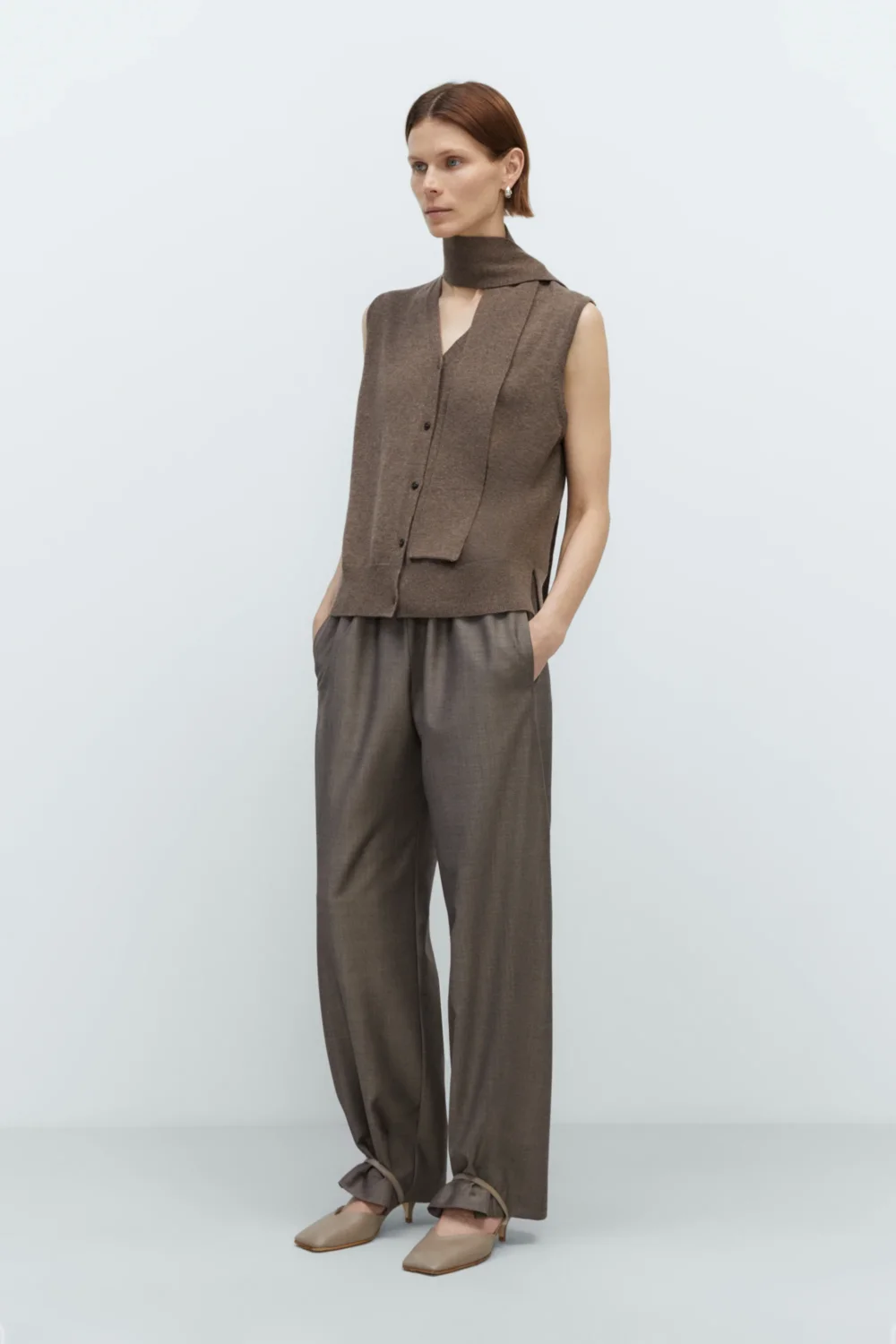 MERINO WOOL LACE WAISTCOAT