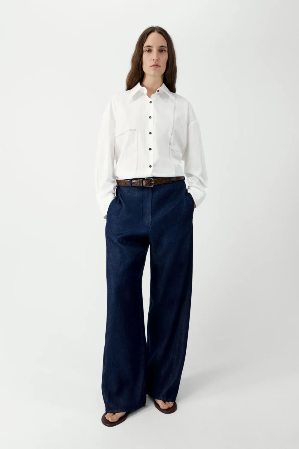 STRAIGHT JEANS